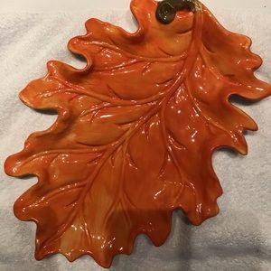 5 Foliage Plates/Bowls